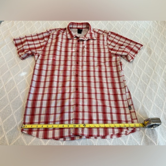 North Face Men’s Red/White Plaid Button Down Shirt. Size large. - Picture 7 of 10